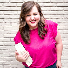 Emilee (emileereadsbooks)