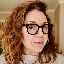Zoë Andrews
