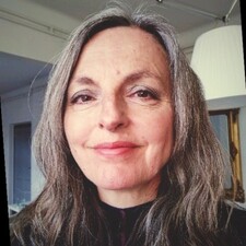 Lisa  Cunningham DeLauney