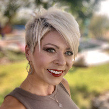 Tiffany  Taylor