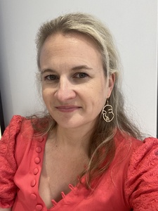 Alicia Curtis