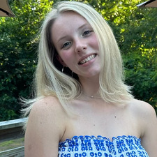 Lily R