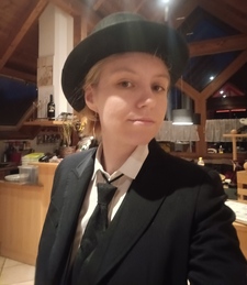 JJ