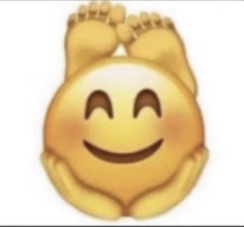 aaron’srightandleftsock