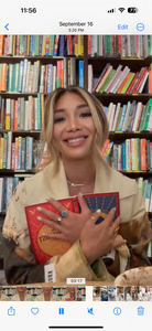 Eloisa Reads