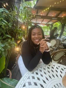 Leeshia C
