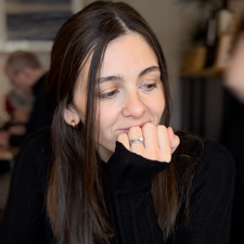 Emi Bale