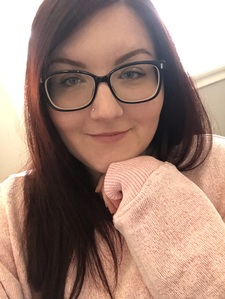 ✨ Caitlin (whatcaitisreading)✨