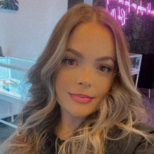 Theresa &#x1f1ee;&#x1f1f9;