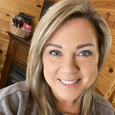 Pamela Hardy