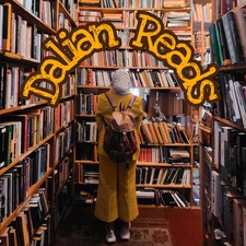 Dalian Reads