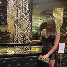 Alysha W