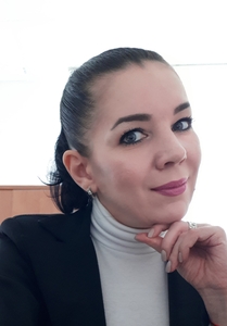 Олена Галух