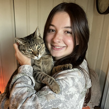Lilly Canel