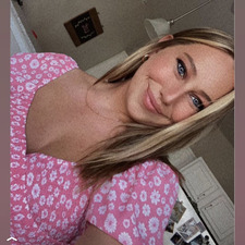 Kelsie Leach