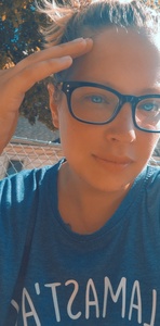 Danielle Reads Daily