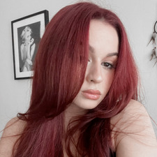 Симона Цветанова