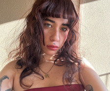 (๑˃̵ᴗ˂̵) jaz