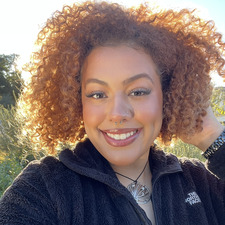 Miabella Edwards