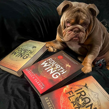 Isabel(The BookTok Hub)