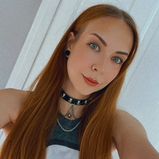 Danni (_forbookssake)