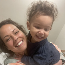 Stef Wright (Paradise)