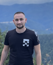 Алекс Куриев