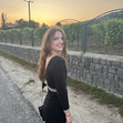 Adél