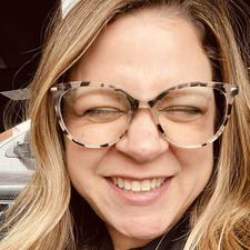 Carrie Dickey