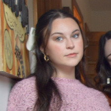 Amanda J Baumgartner