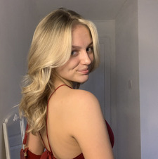 Leah Kate