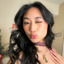 Coleen ˚ ༘♡ ⋆｡˚