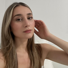 Mia Oproescu