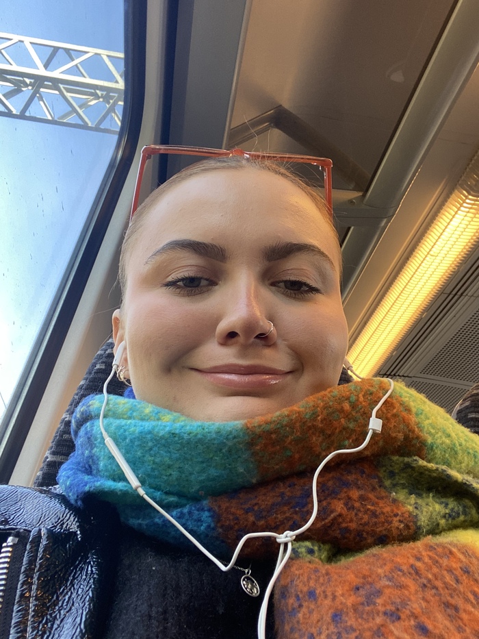 Goodreads profile picture for @hoped