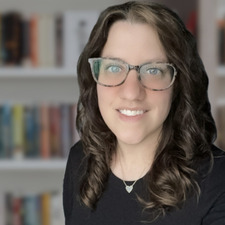 Christa (readwithchrista)