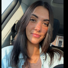 Taylor Bloom