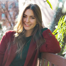 Laura Winges
