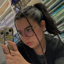 ₊˚ʚ Caitlin ₊˚✧ =＾● ⋏ ●＾=