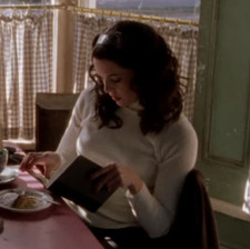 Shay Lee ｡⋆౨ৎ˚