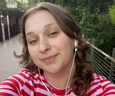 Daisy (oopsiedaisyreads)