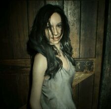 chloe :3