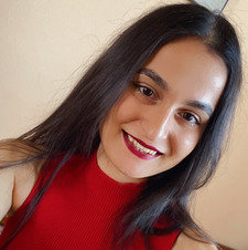 Гери Николаева