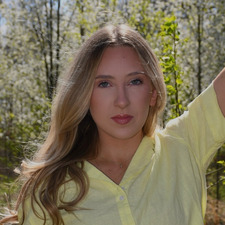 Lily Varney