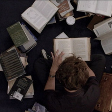 ari&#x1faf6;&#x1f3fb;☕️&#x1f41a;&#x1f39e;️