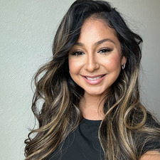 Yesenia Leon