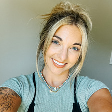 Maegen Mills