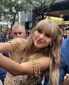 vi  ♡₊˚ ・₊✧