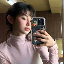 violet ₊˚⊹♡