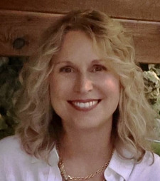 Debra Pettit