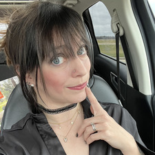 Lily_the_Book_Dragon